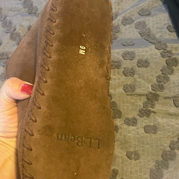 Llbean brown suede and fur slippers. Women's size 9. - Picture 3 of 7